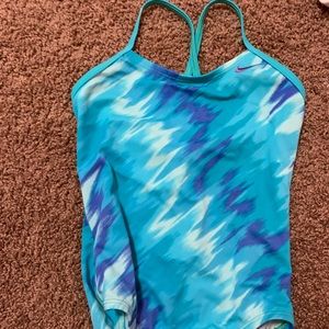 kids blue pattern nike 1 peice size small (8)